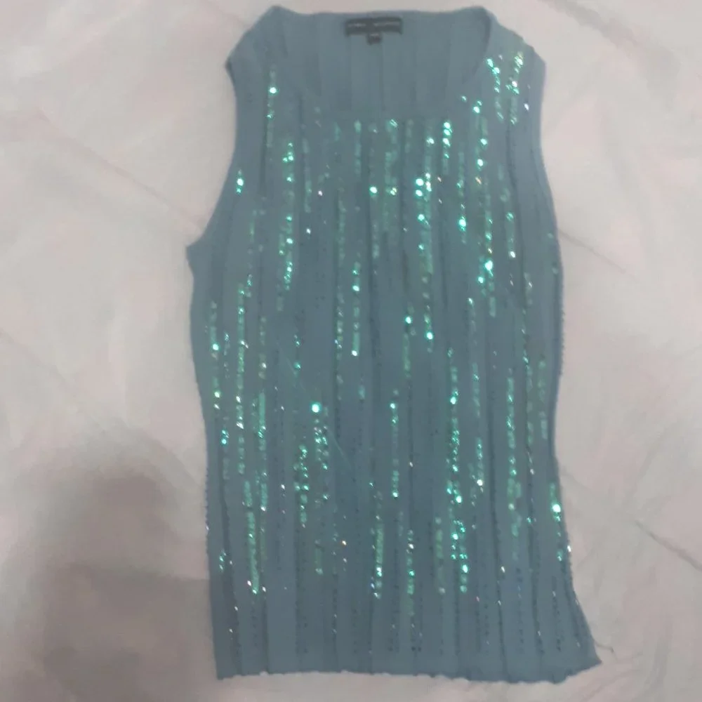 Optimum Nostalgic Women’s Aqua color no sleeves with shiny very small beats - Picture 1 of 6